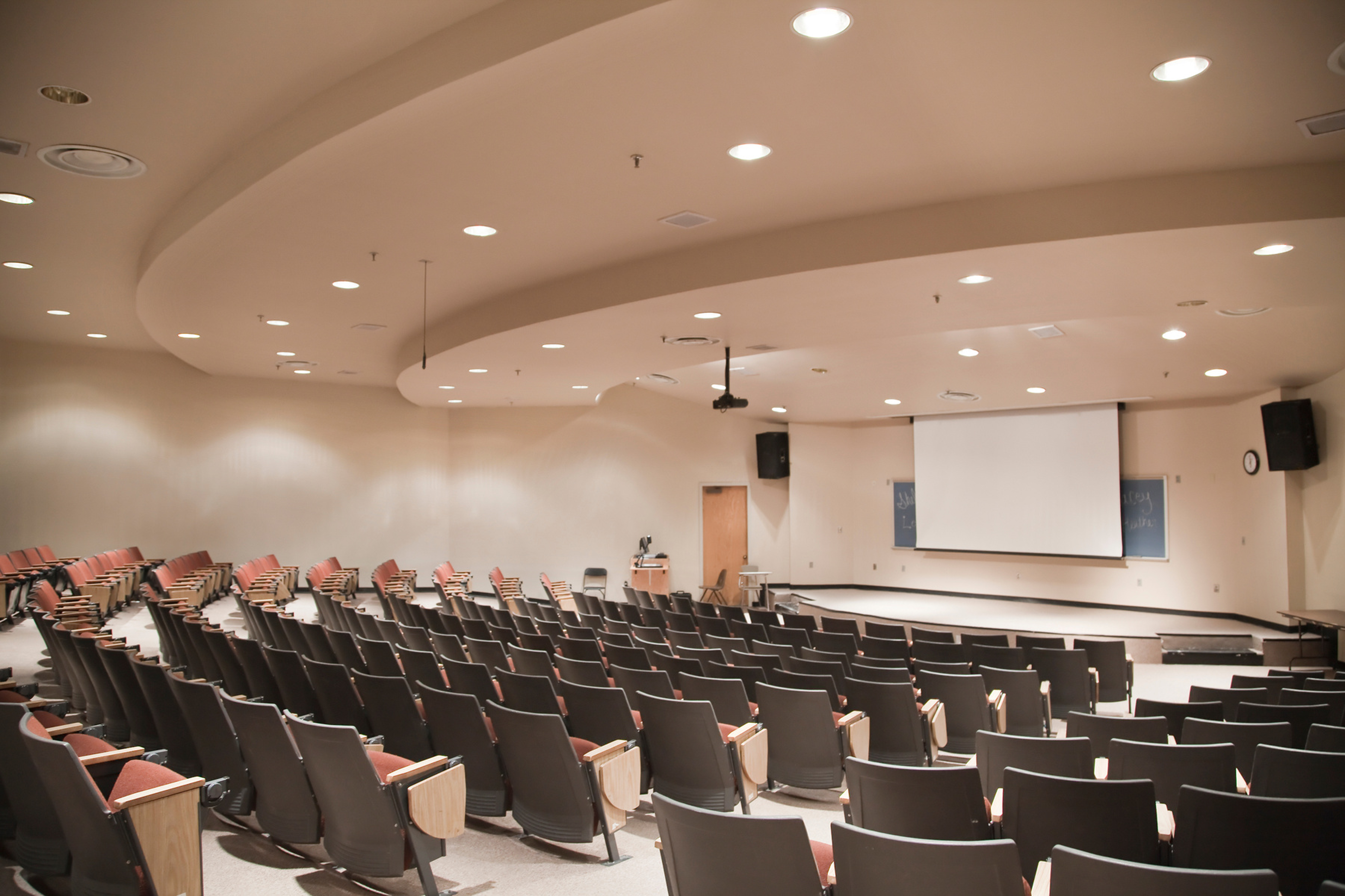 hall_2
